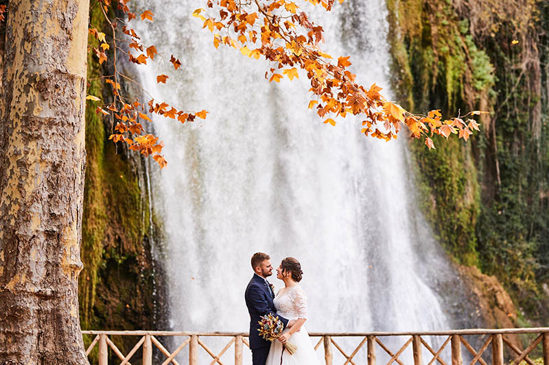 cascada monasterio de piedra