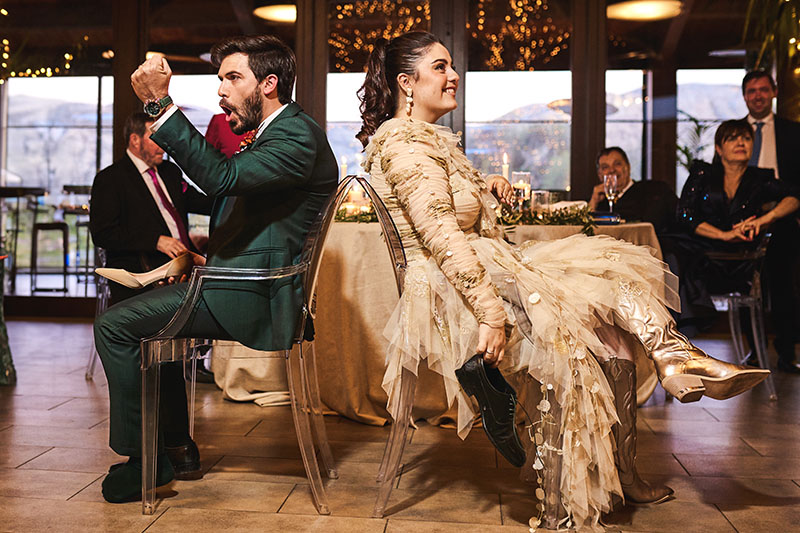 juego zapatos novios