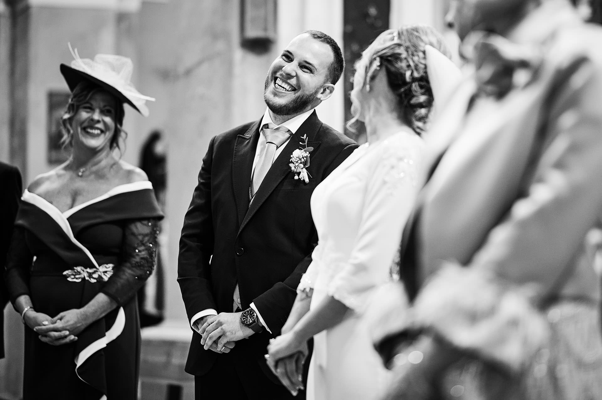 novios divertidos boda